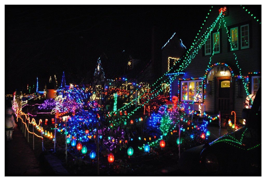 Peacock Lane Portland Holiday/Christmas Lights Pictures & 2014 Schedule ...